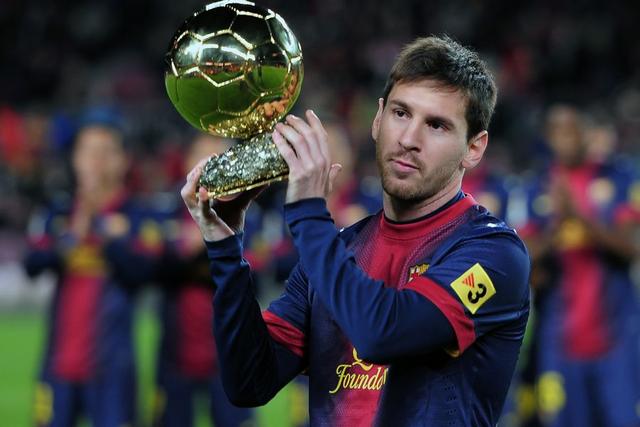 不仅是一名 不仅是一名