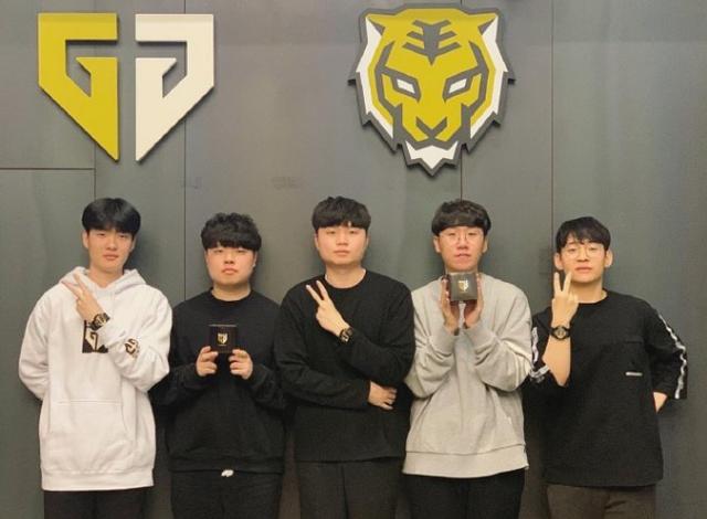 升战力的机 升战力的机