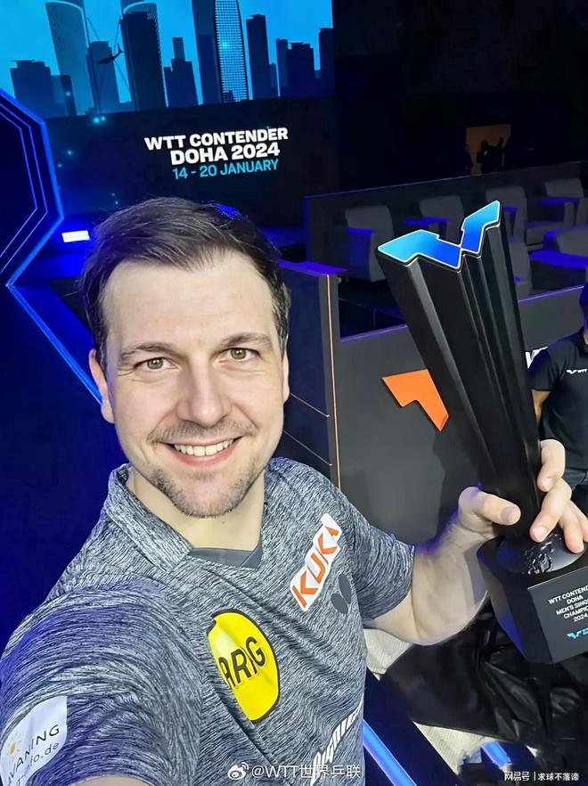 他能尽情施 他能尽情施